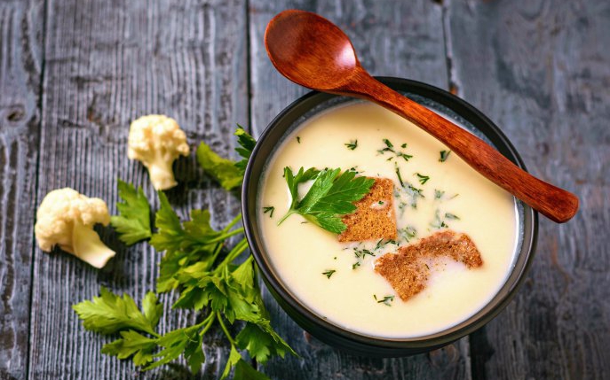 Supă cremă de conopidă – o rețetă delicioasă de toamnă