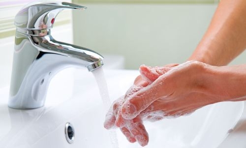 6 greșeli de igienă pe care trebuie să încetăm să le mai facem