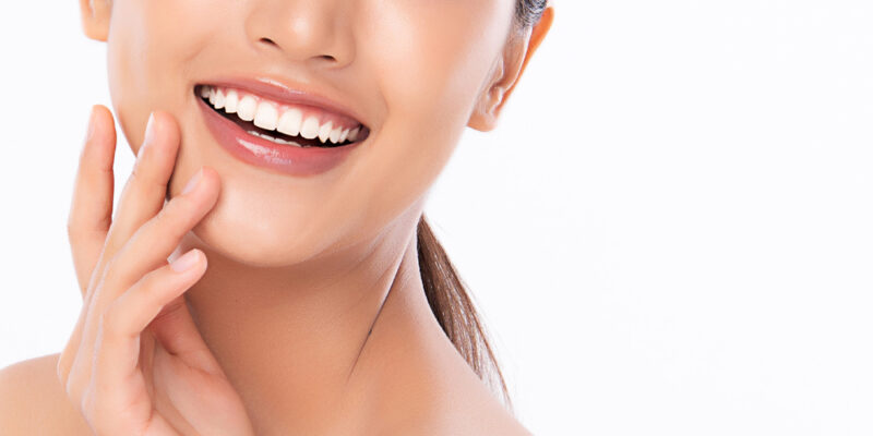 7 metode eficiente de albire a dinților în mod natural