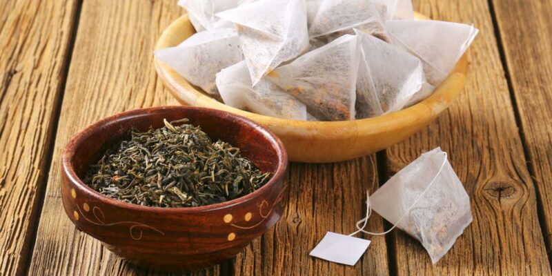 Infuzia de ceai – îngrășământ pentru florile de interior: beneficii și mod de utilizare