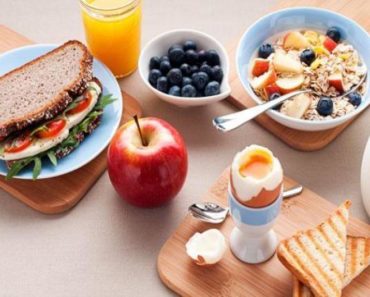 Începeți ziua fără micul dejun? Rezultatul: dublarea riscului de boală cardiacă!