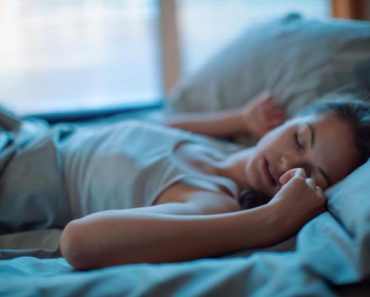 6 Lucruri fascinante care se întâmplă cu corpul tau in timp ce dormi