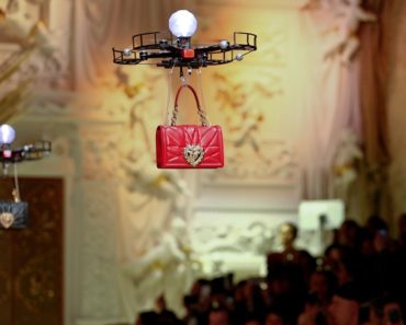 Gențile Dolce & Gabbana, prezentate de… drone!!! (video)