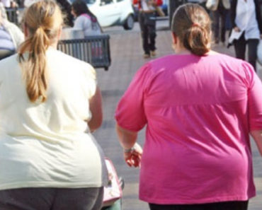 Europa se confruntă cu o epidemie de obezitate provocată de alimentele ultraprocesate