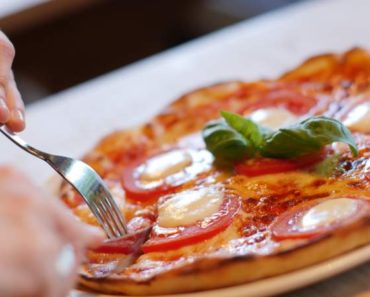 Cinci mituri despre pizza pe care să nu le crezi