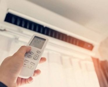 Când e prea cald în încăpere pornești aparatul de aer condiționat? Iată ce efecte negative are acesta asupra sănătății tale