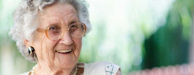 Sunt EXTRAORDINARE: 19 sfaturi de tinerete, frumusete si viata de la o bunica de 96 DE ANI!