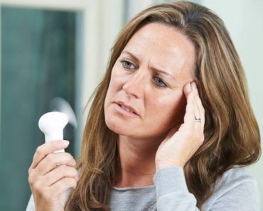 O nouă procedură medicală ar putea amâna apariția menopauzei cu până la 20 de ani