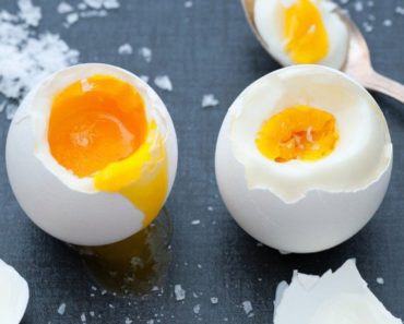 Medicii dezvăluie: Iată ce se întâmplă în corpul nostru când începem să mâncăm câte două ouă în fiecare zi