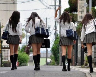De ce se descalţă japonezii la intrarea în şcoală
