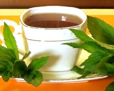 3 ceaiuri pe care să le bei seara – Te ajută să slăbești, curăță ficatul și elimină toxinele din corp