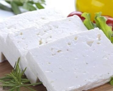 Nutriționiștii recomandă: Tipurile de brânză care NU îți cresc colesterolul